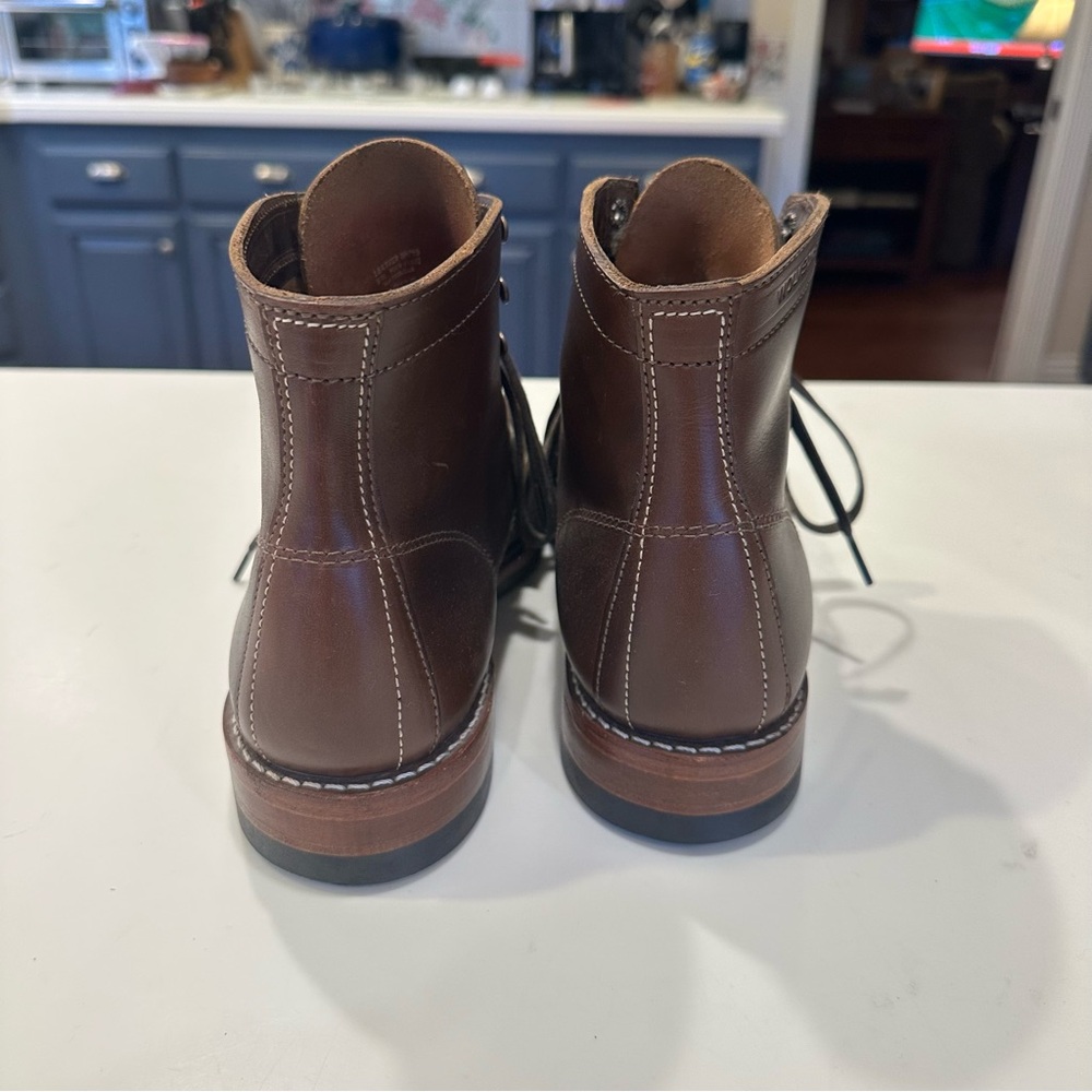 Mens Classic Brown Leather Boot - Picture 5 of 8